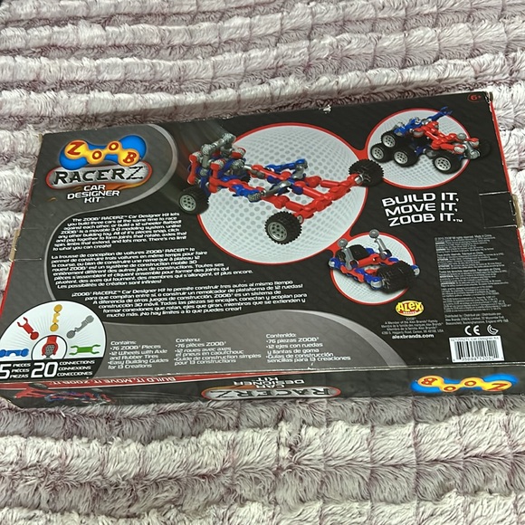 ZOOB Racerz Car Designer Kit - 88 Pieces - Picture 2 of 2